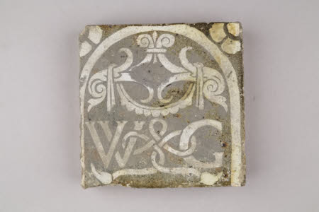 Floor tile