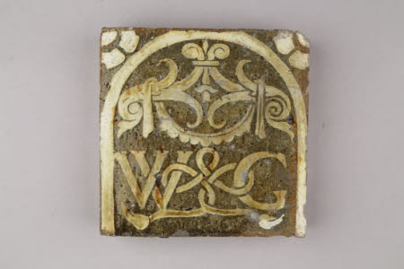Floor tile
