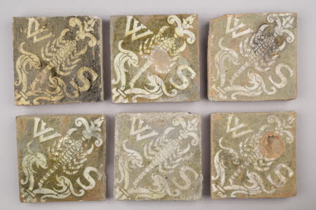 Floor tile