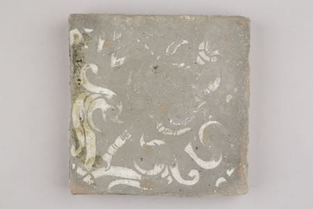 Floor tile