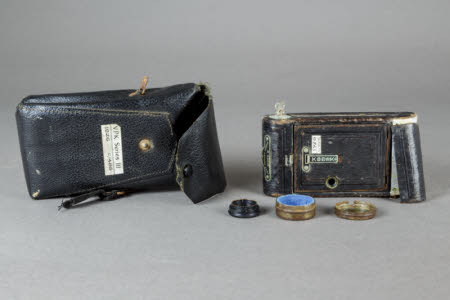 A Kodak Vest Pocket Autographic Camera Series 3 in leatherette case with carrying strap and a ...