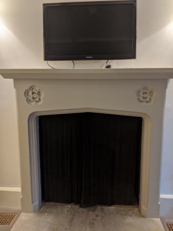 Chimneypiece