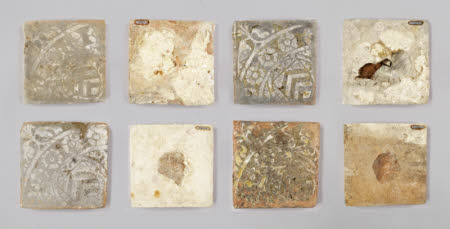 Floor tile