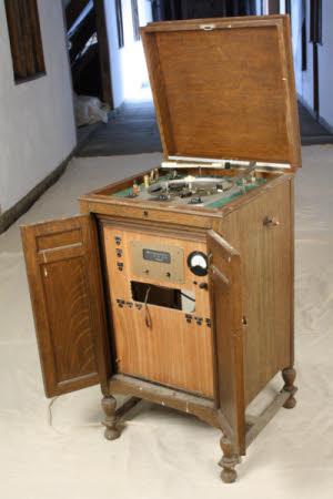 Radiogramophone