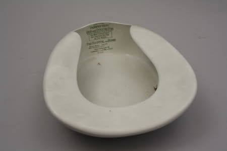 Bed pan