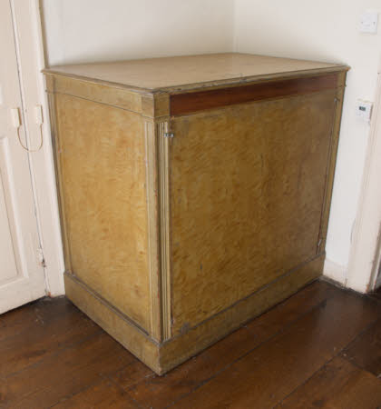 Folio cabinet