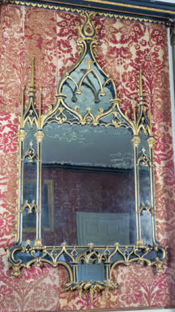 Wall mirror