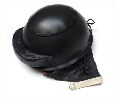 Riding hat