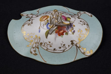Sauce tureen lid