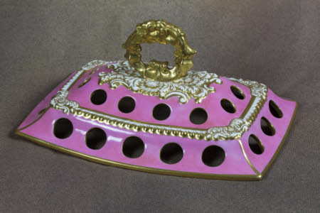 Pot pourri basket cover