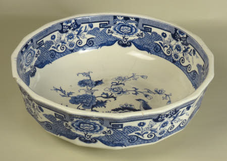 Wash bowl