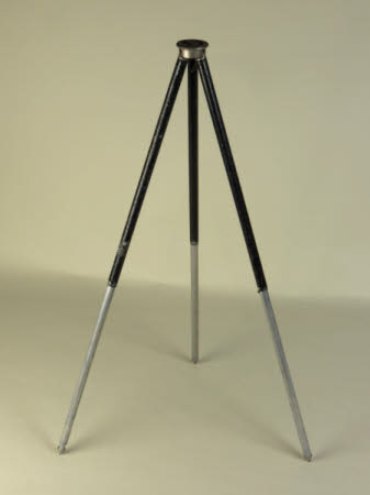 Camera tripod