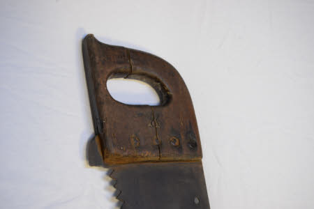Saw