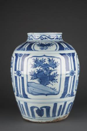 Lacock Abbey © National Trust / Simon Harris