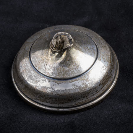 Bon bon dish