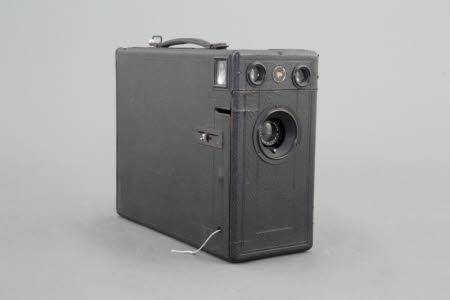 A Midg No 1 magazine camera