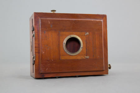 Le Touriste Magazine Camera by Enjalbert