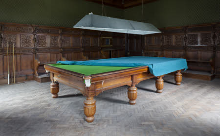 Billiard table