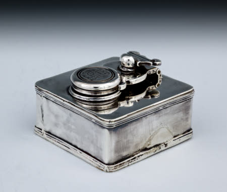 Ink pot
