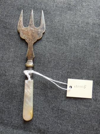 Serving fork