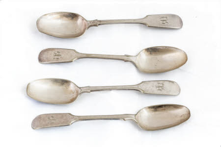 Spoon set