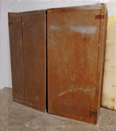 Wall cupboard