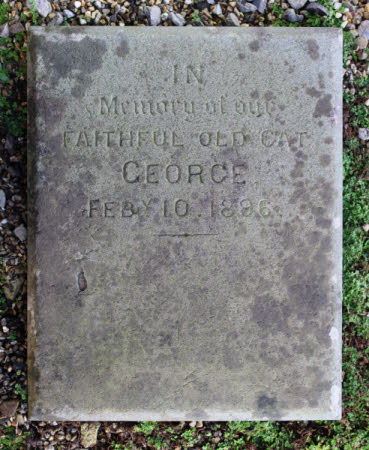 Pet gravestone