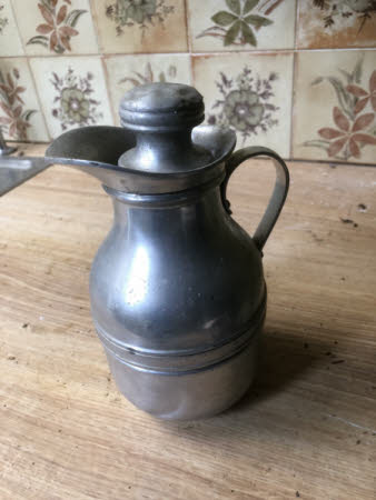 Thermos jug