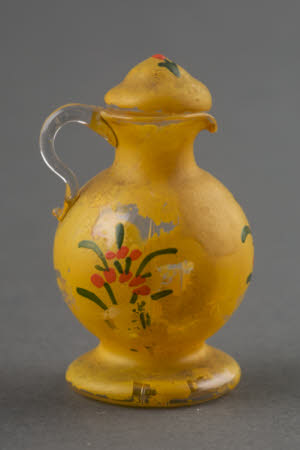 Miniature tea service