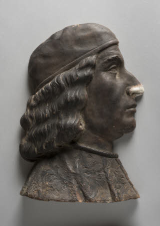 Profile bust