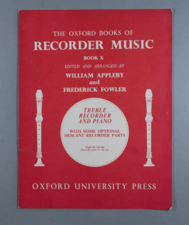 The Oxford books of recorder music. Book X.