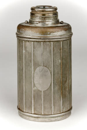Vacuum flask