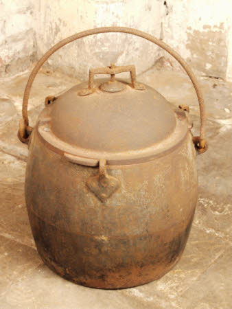 Pressure cooker