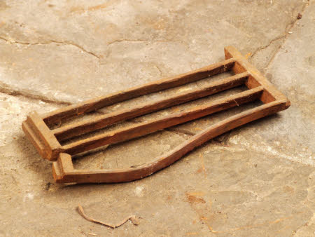 Grate front