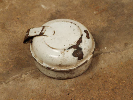 Billy can lid