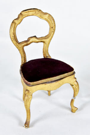 Dolls' chair