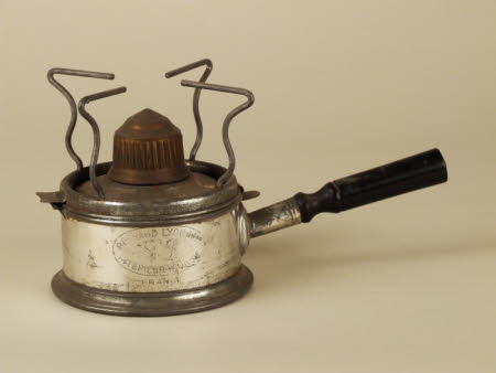 Paraffin stove