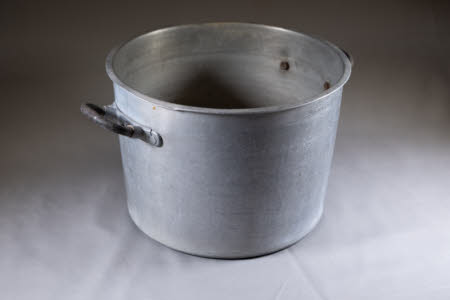 Cooking pot