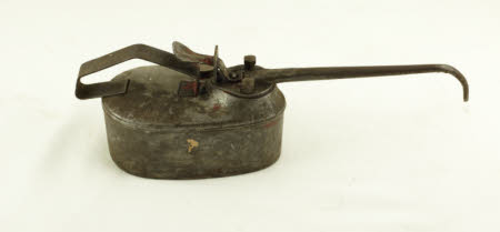 Oil can