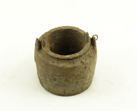 Glue pot