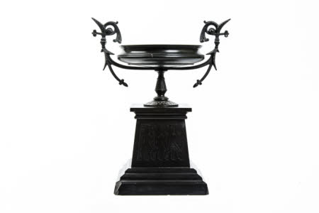 Urn on pedestal
