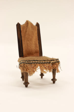 Dolls' chair