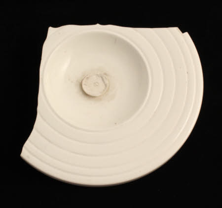 Chamber pot lid