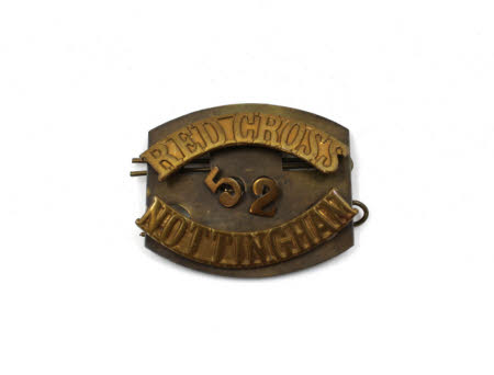 Pin brooch