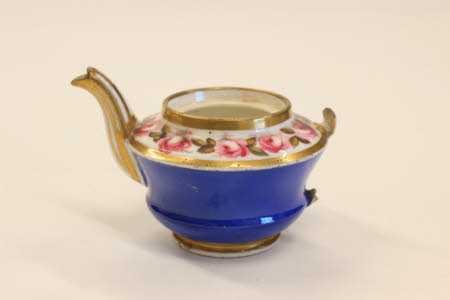 Dolls' house teapot