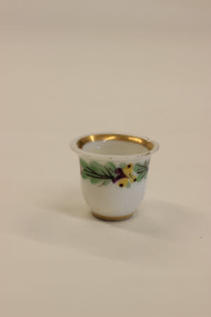 Doll's house cup