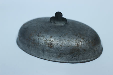 Doll's house kitchenware