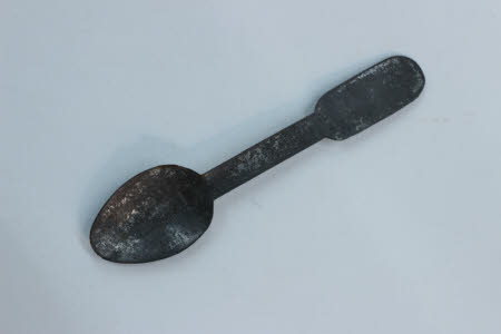 Doll's house cutlery