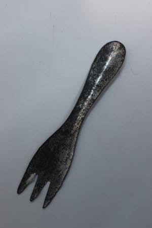 Doll's house fork