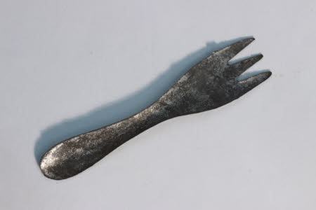 Doll's house fork